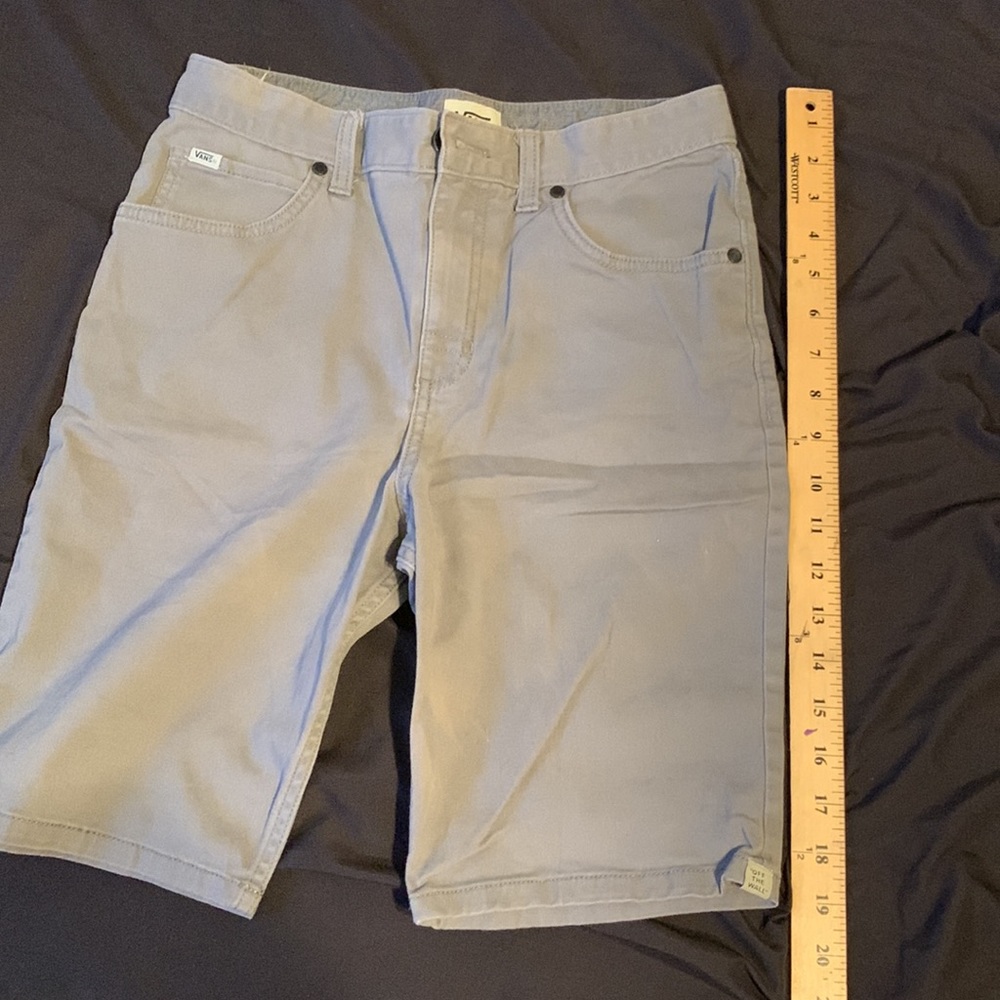 Vans shorts| Vans gray shorts - Picture 4 of 5